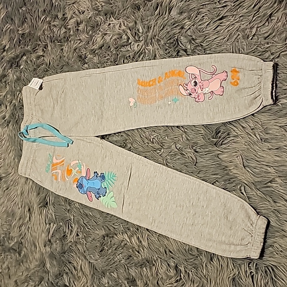 Womens NWTS sz small Disney Stitch sweatpants with pockets.